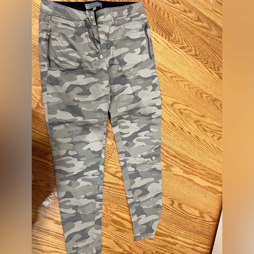 Wit and Wisdom camouflage pants
